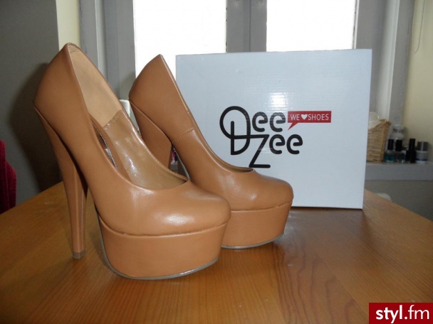 Szpilki Buty Moda