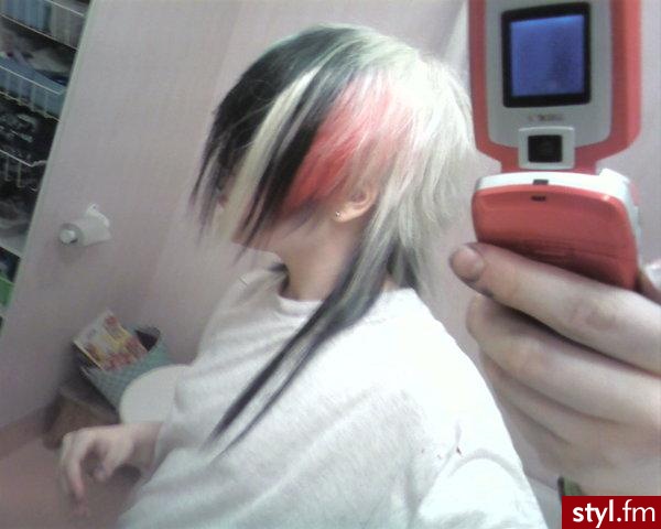 EMO Alternatywne Średnie Fryzury
