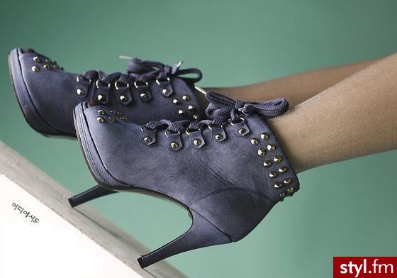 Pozostałe Buty Moda