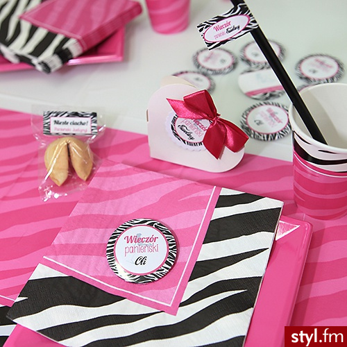 Dekoracje na wieczór panieński z kolekcji Glam Diva - dostępne na stronie PinkDrink.pl - Misz-masz