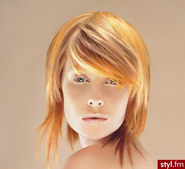Średnie Fryzury
