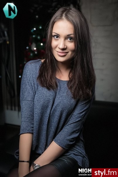 Średnie Fryzury