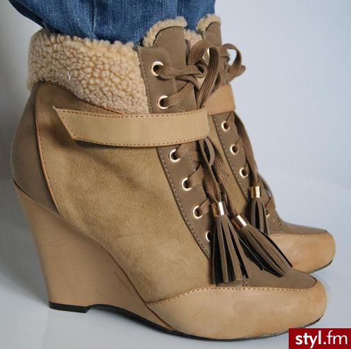 Pozostałe Buty Moda