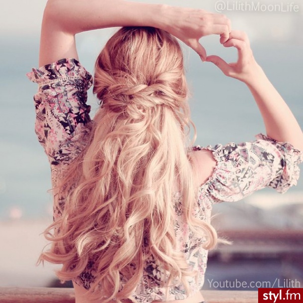 Blond Upięcie Kręcone Na co dzień Długie Fryzury