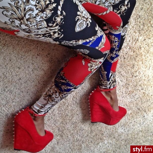 Leginsy Spodnie Moda