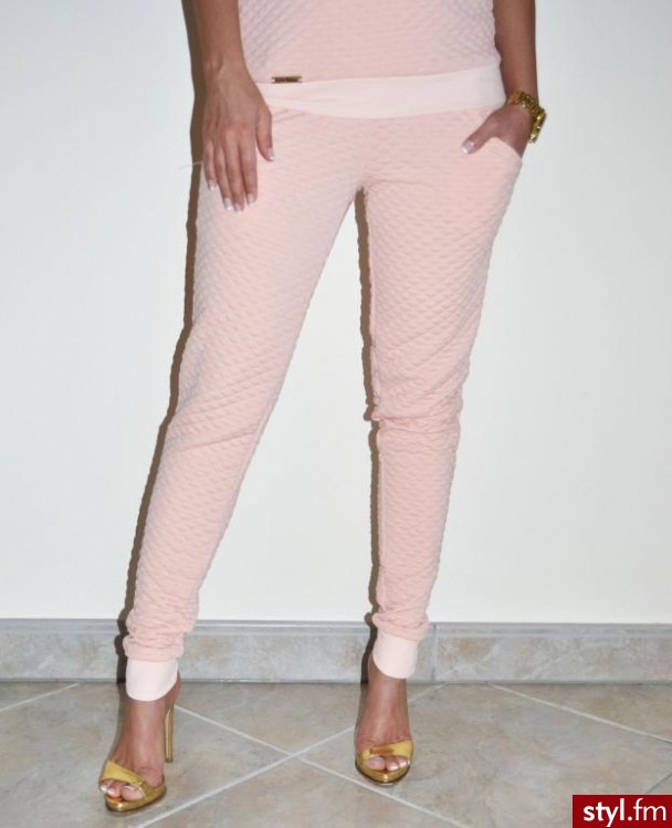 Leginsy Spodnie Moda