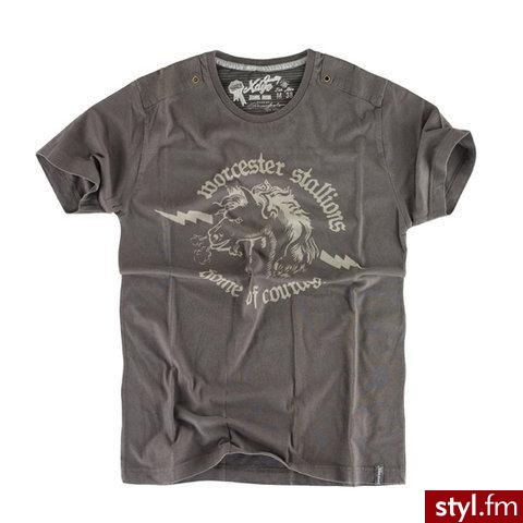 T-shirt marki Pull and Bear - Pozostałe Ciuchy Moda