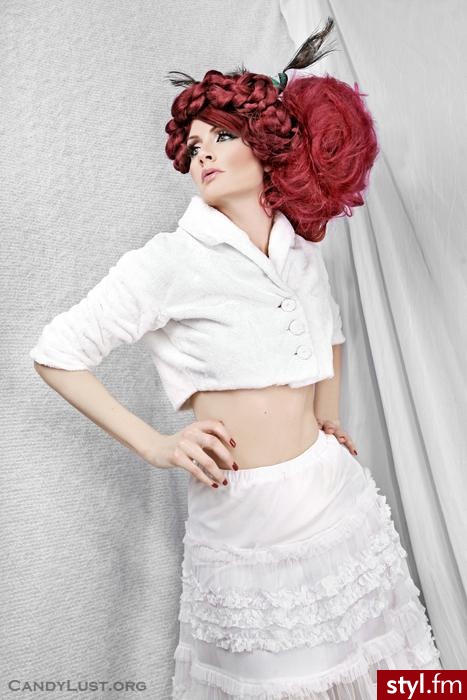 Średnie Fryzury