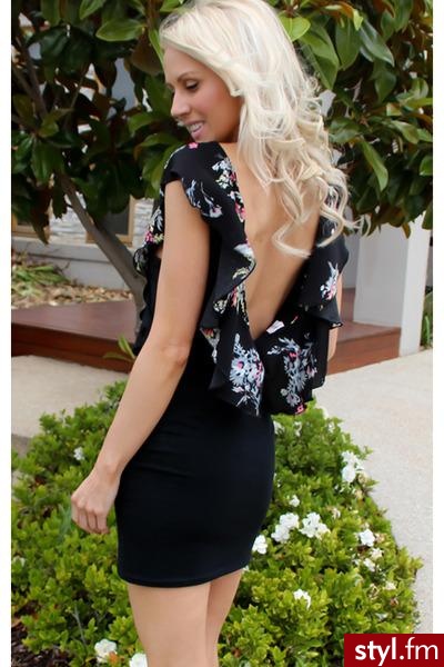 Sukienki Moda