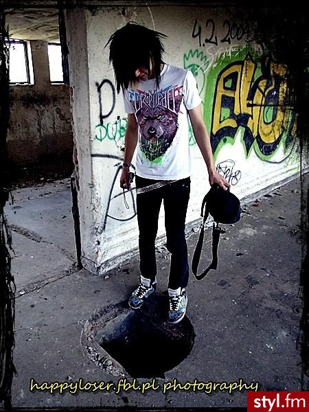 happyloser - EMO Alternatywne Średnie Fryzury