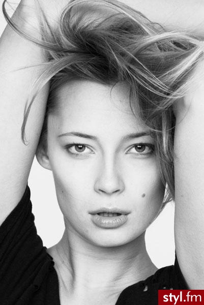 ; )) - Blond Rozpuszczone Proste Na co dzień Krótkie Fryzury