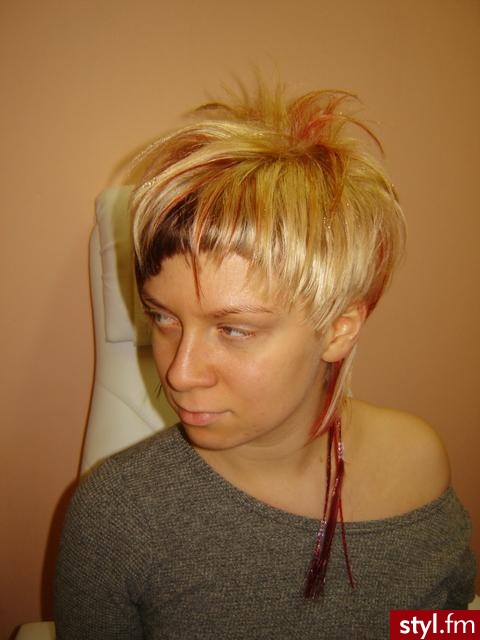 Fryzura  na sylwestra 2006 - Krótkie Fryzury