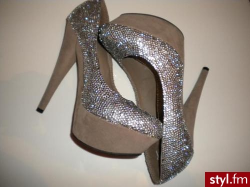 Szpilki Buty Moda