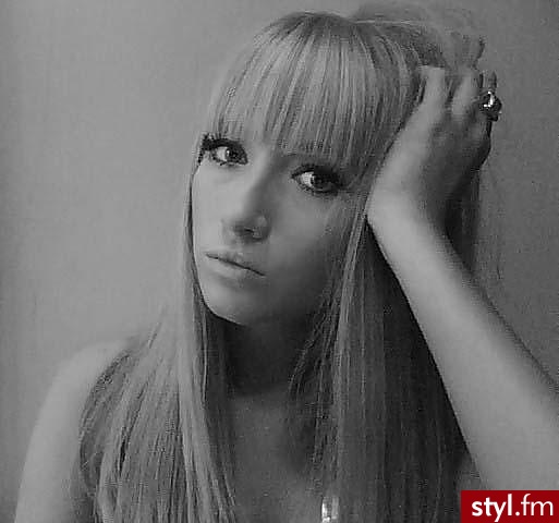 Średnie Fryzury