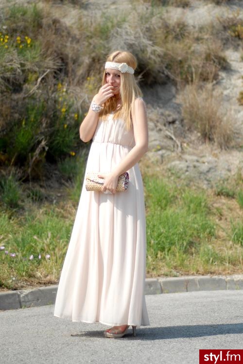 Sukienki Moda