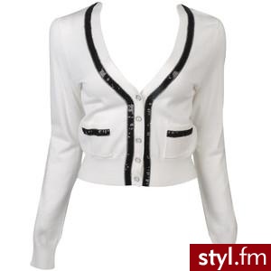 sweterek:). :) - Pozostałe Ciuchy Moda