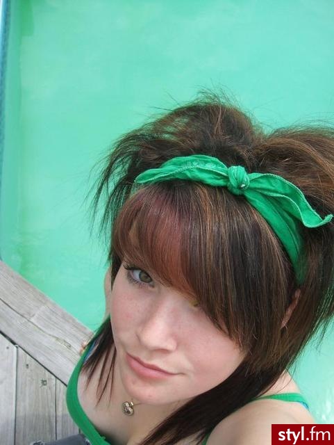 TO NIE JEST MÓJ FRYZ, WIĘC NIE MAM WIĘCEJ FOTEK! - EMO Alternatywne Średnie Fryzury