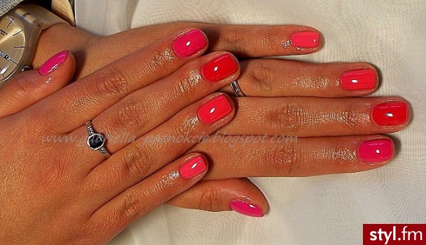 Manicure hybrydowy - Kwadratowe Żelami Naturalne Paznokcie