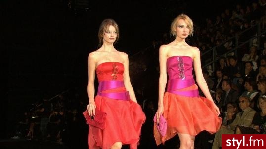Sukienki Moda