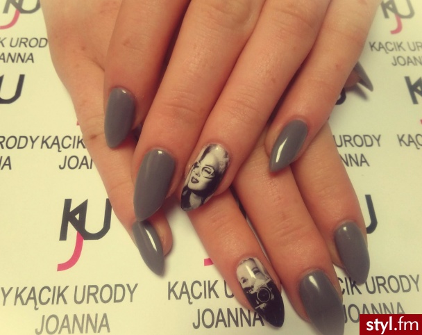 zapraszam ! :) http://misdimi.blogspot.com - Migdałki Żelami Żel Paznokcie