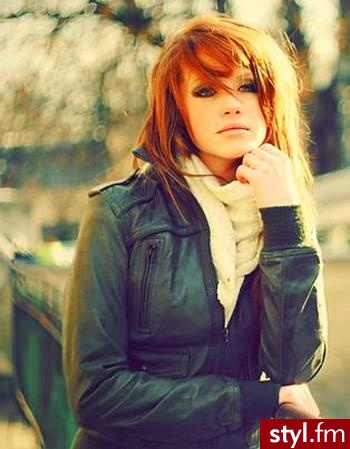Lily - Średnie Fryzury