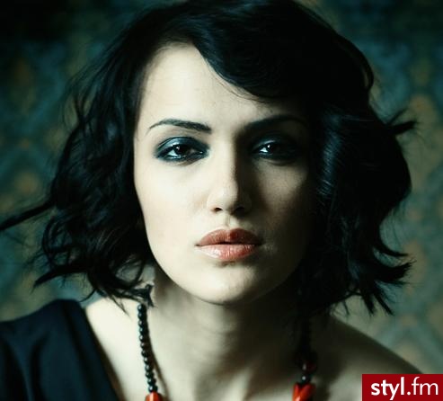 Średnie Fryzury
