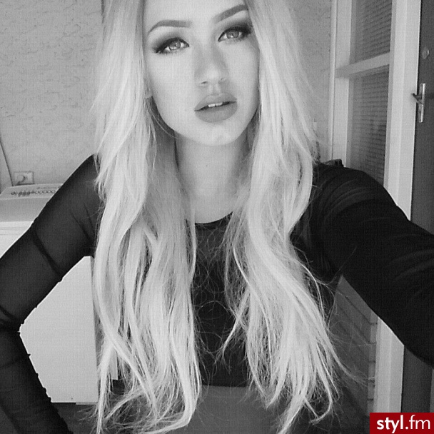 Blond Rozpuszczone Kręcone Na co dzień Długie Fryzury