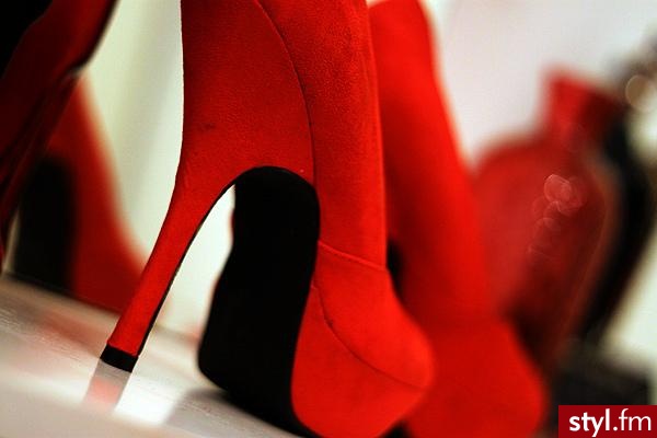 Szpilki Buty Moda