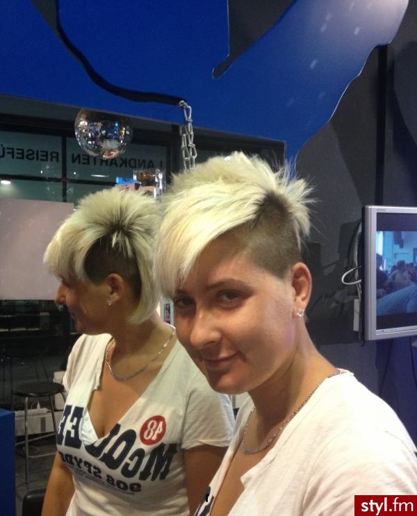 Blond Rozpuszczone Proste z grzywką Na co dzień Krótkie Fryzury