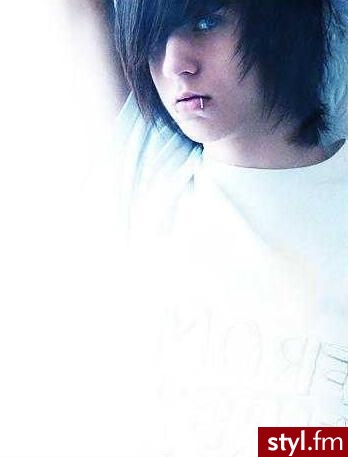 Alex Evans <3 - EMO Alternatywne Średnie Fryzury
