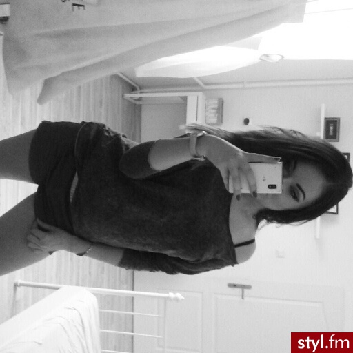 Średnie Fryzury