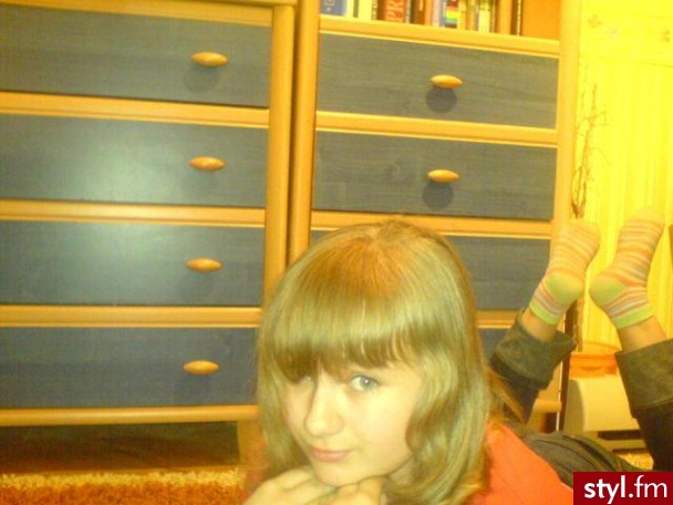 Średnie Fryzury