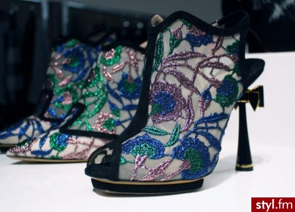 Sandały Buty Moda