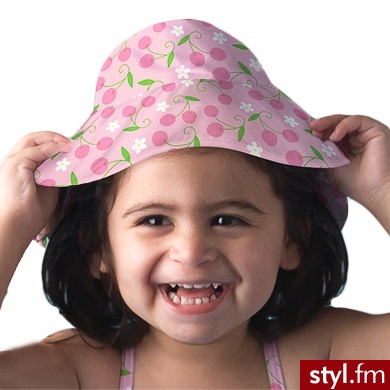 IPLAY Kapelusz przeciwsłoneczny BRIM PINK CHERRIES z ochroną UV 50+ różowy - Nakrycia głowy Dodatki Moda
