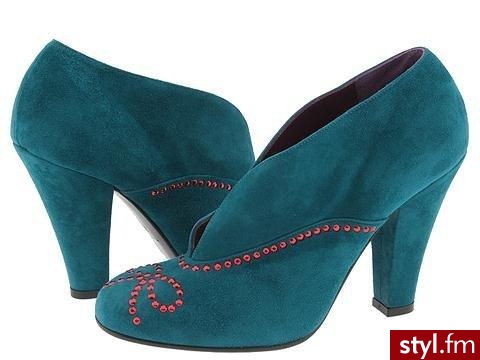 Innowacyjne buty Marca Jacobsa, są przykładem tego, że w internecie jest prawdziwa "wylęgarnia" odjazdowego obuwia. Proponowane przez mnie buty idealnie komponują się z kolorowymi legginsami oraz stylowymi tunikami

 

Dlaczego mam kupić nas - Pozostałe Buty Moda