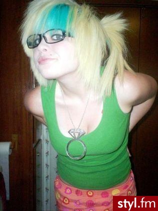 EMO Alternatywne Średnie Fryzury