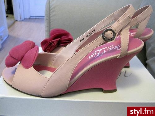 Pozostałe Buty Moda