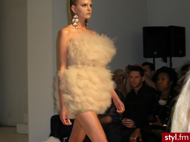 Sukienki Moda