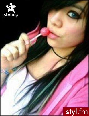 &. & - EMO Alternatywne Średnie Fryzury