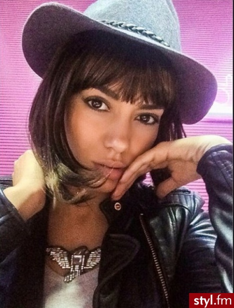 Średnie Fryzury
