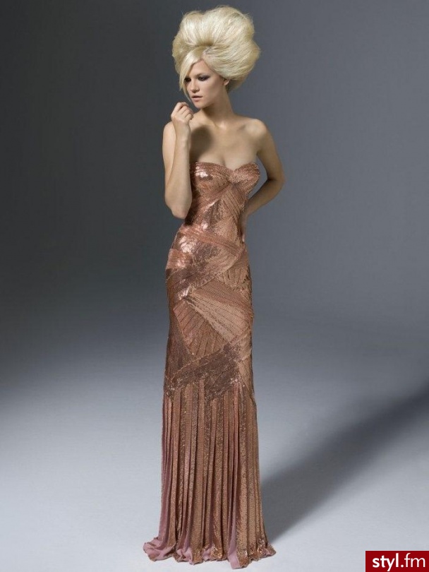 Sukienki Moda