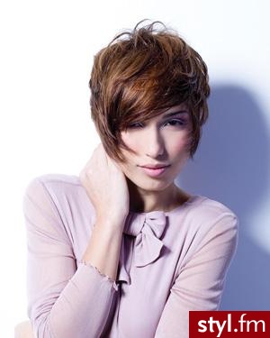 Średnie Fryzury