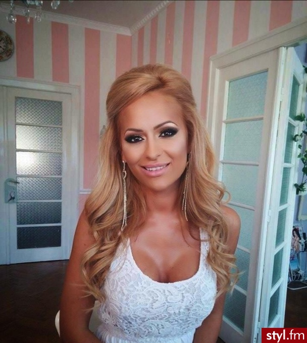 Blond Rozpuszczone Kręcone Na co dzień Długie Fryzury