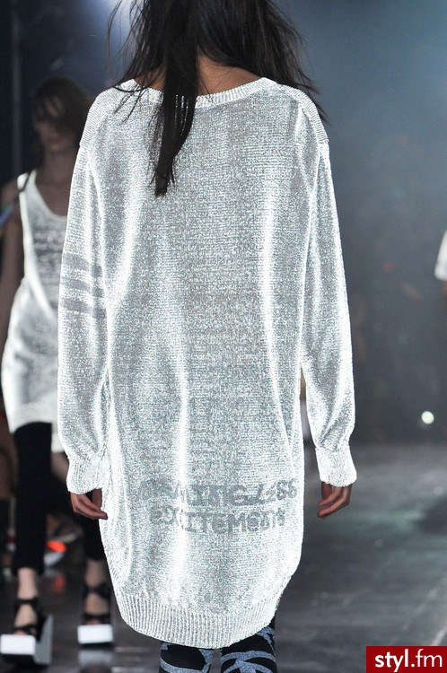 Swetry Ciuchy Moda