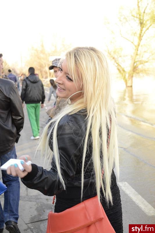 Blond Rozpuszczone Proste Na co dzień Długie Fryzury