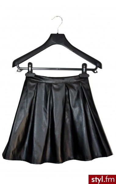 Średnie Spódnice Moda