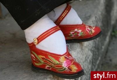 Chyba nie muszę pisać czego to efekty - Pozostałe Buty Moda
