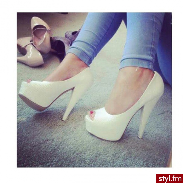 Szpilki Buty Moda