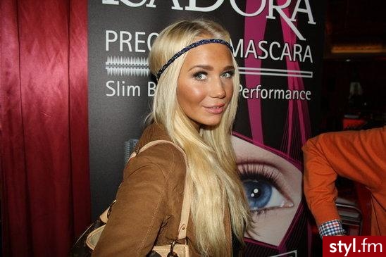 Blond Rozpuszczone Proste Na co dzień Długie Fryzury