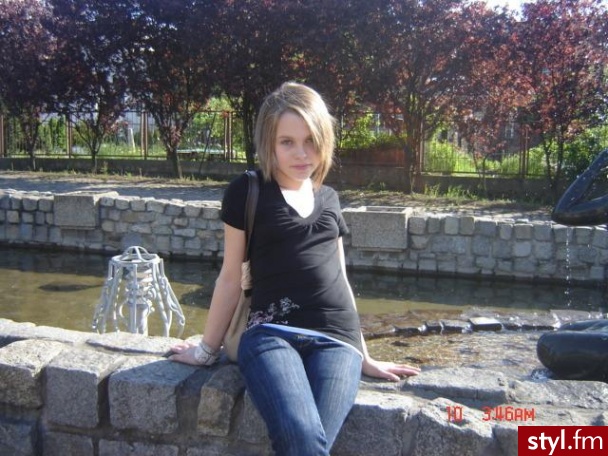 Średnie Fryzury